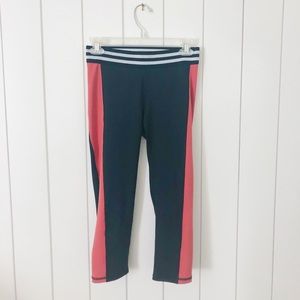 Aeropostale Capri Leggings